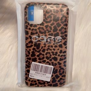 NWT Leopard iPhone 11 Jelly Case & Screen Protecto